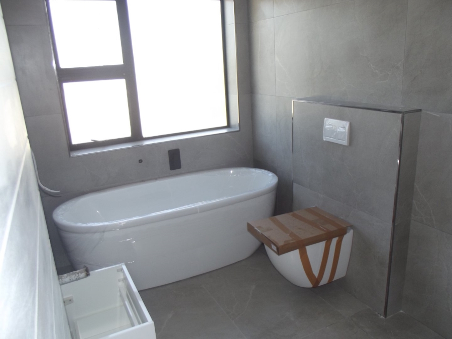  Bedroom Property for Sale in Beachfront Western Cape